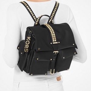 NWT🖤Michael Kors Black Medium size Backpack